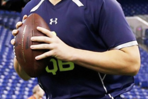 Does QB Hand Size Really Matter?
